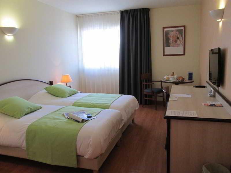 Hotel Ariane Істр Екстер'єр фото