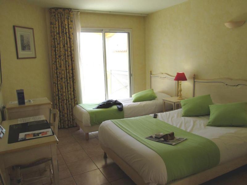 Hotel Ariane Істр Екстер'єр фото
