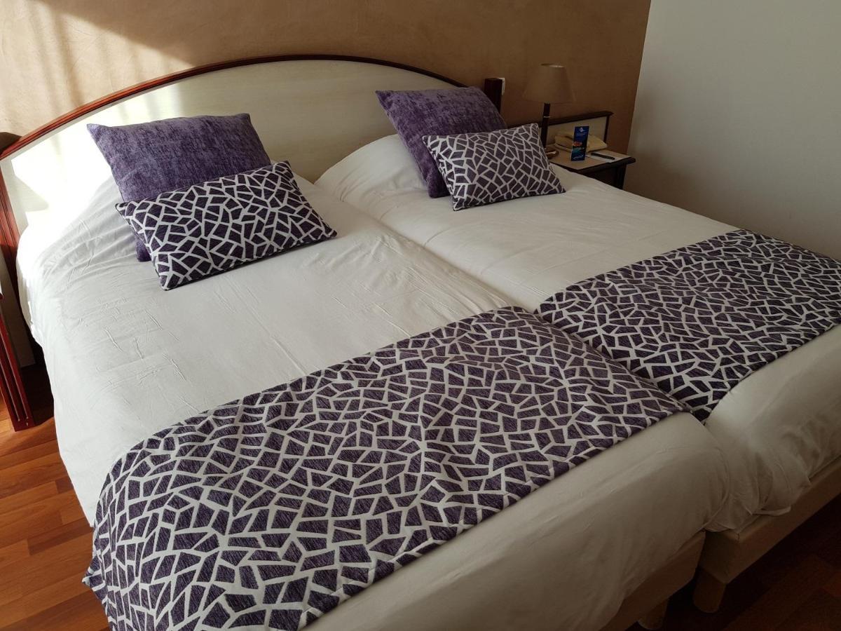 Hotel Ariane Істр Екстер'єр фото