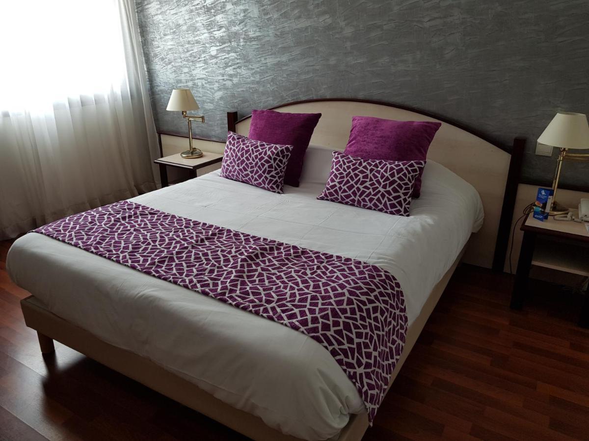 Hotel Ariane Істр Екстер'єр фото